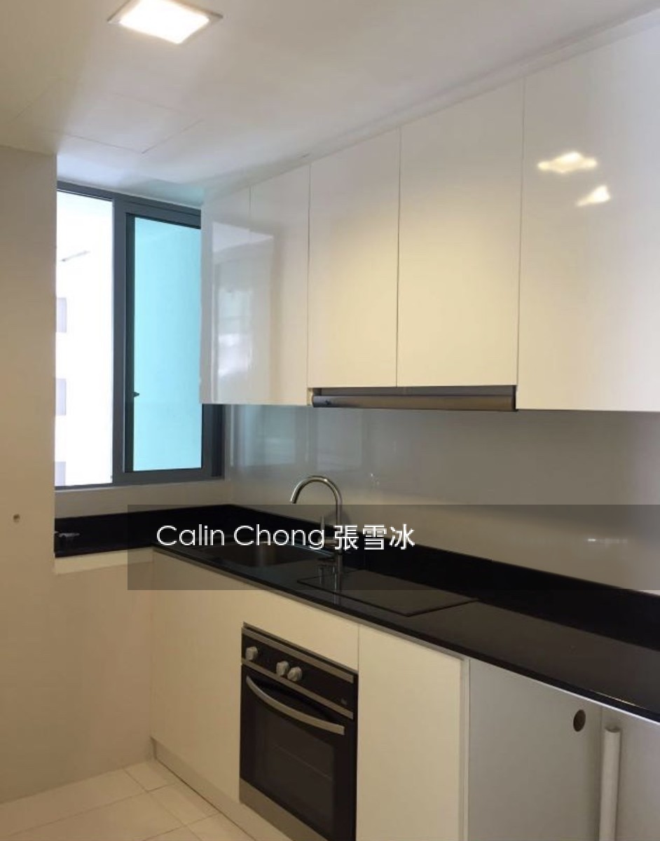 Dakota Residences (D14), Condominium #200143582